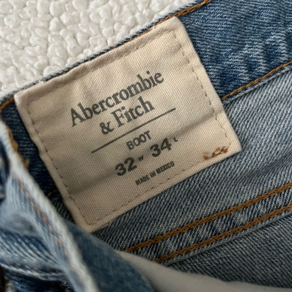 Abercrombie & Fitch Blue Bootcut Jeans, Size 32x34 - Picture 3 of 10